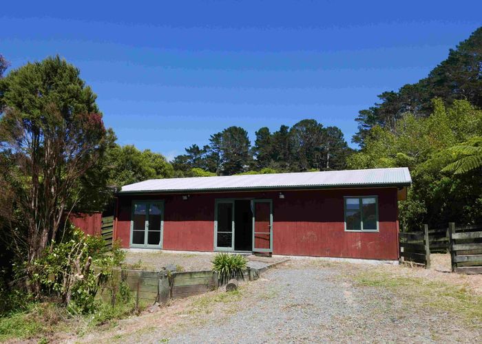  at 90 Percy Dyett Drive, Karori, Wellington, Wellington