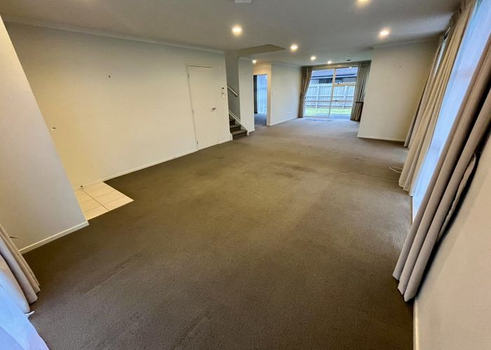  at Zabeel Crescent, Takanini, Papakura, Auckland