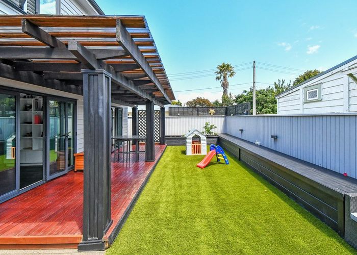  at 79C Beach Road, Pahurehure, Papakura, Auckland