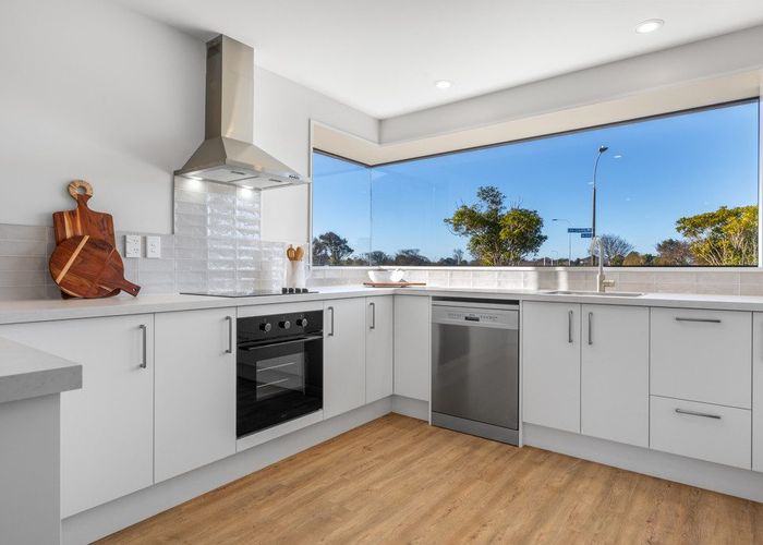  at 2 De Courcy Place, Avondale, Christchurch City, Canterbury