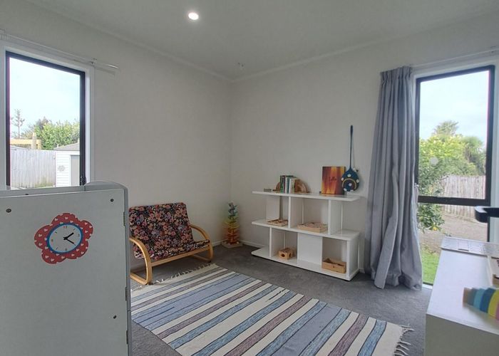  at 8 Pacific Street, Waiuku, Waiuku