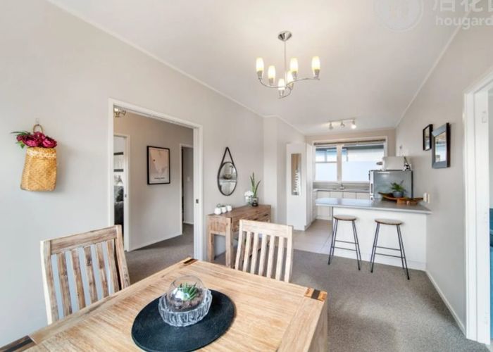  at 2/11 The Anchorage, Sunnyhills, Manukau City, Auckland