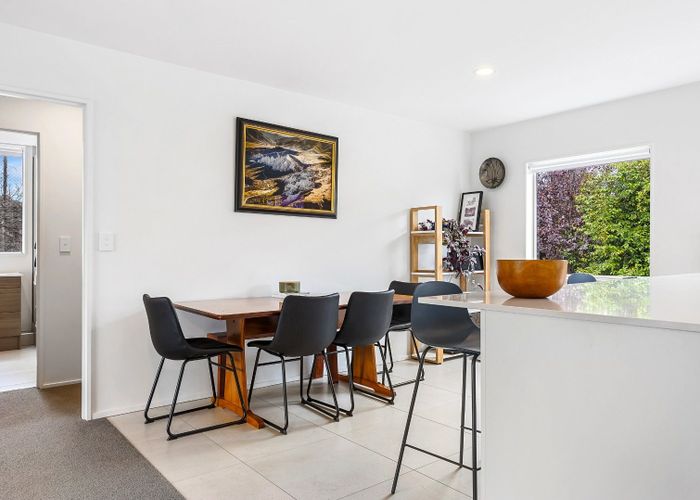  at 2/100 Rossall Street, Merivale, Christchurch City, Canterbury