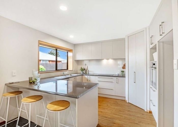  at 10 Innisfree Pl, Northwood , Christchurch City, Canterbury