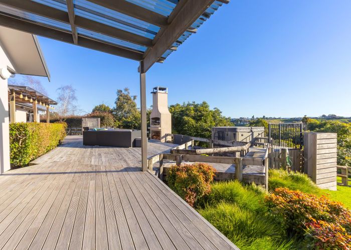  at 96 Panorama Drive, Welcome Bay, Tauranga