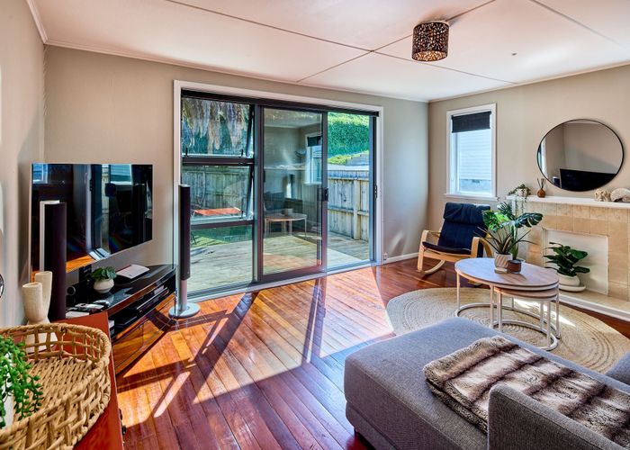  at 316 Main Road, Tawa, Wellington, Wellington
