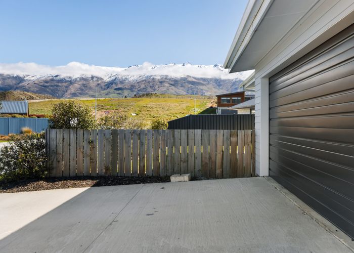  at 4 Parkburn Lane, Luggate-Cromwell, Cromwell