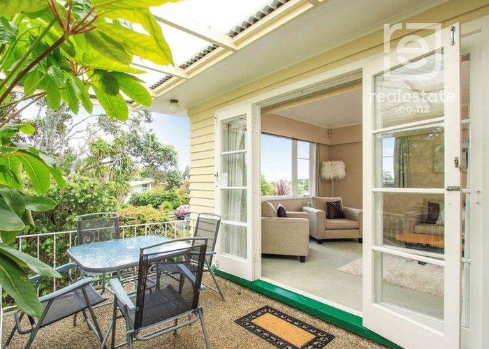  at 12 Stanaway Street, Hillcrest, North Shore City, Auckland