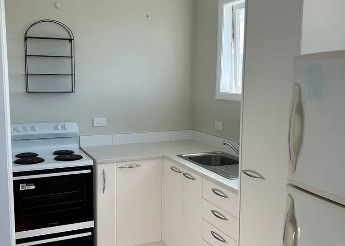  at 49 Meeanee Road, Taradale, Napier