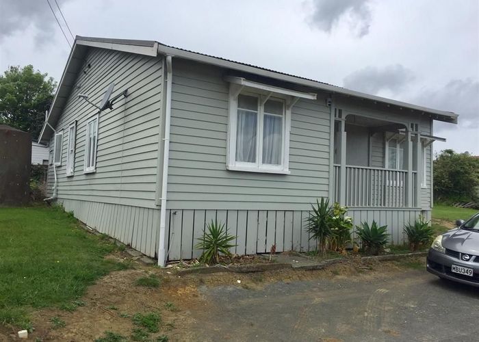  at 38 Hooks Road, Manurewa, Auckland