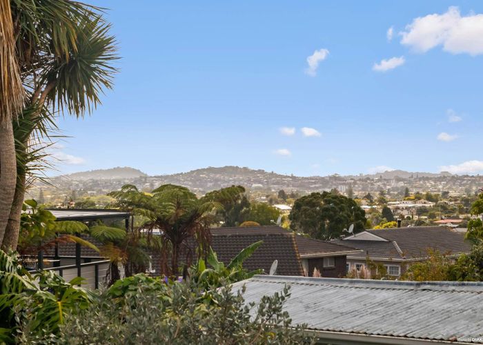  at 4191 Great North Road, Glendene, Waitakere City, Auckland