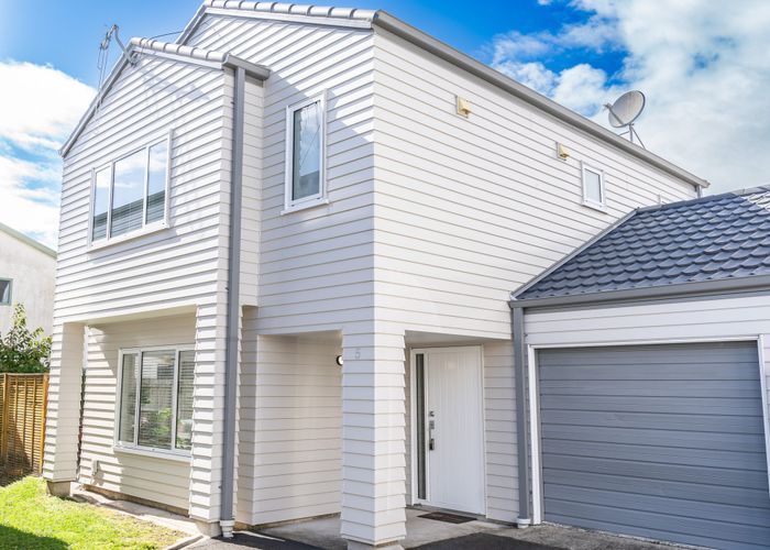  at 52E Fifth Avenue, Enderley, Hamilton