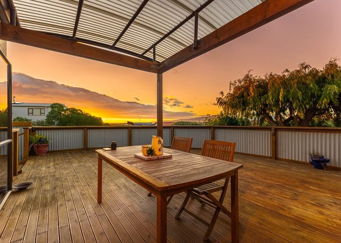  at 175 Weggery Drive, Waikanae Beach, Waikanae