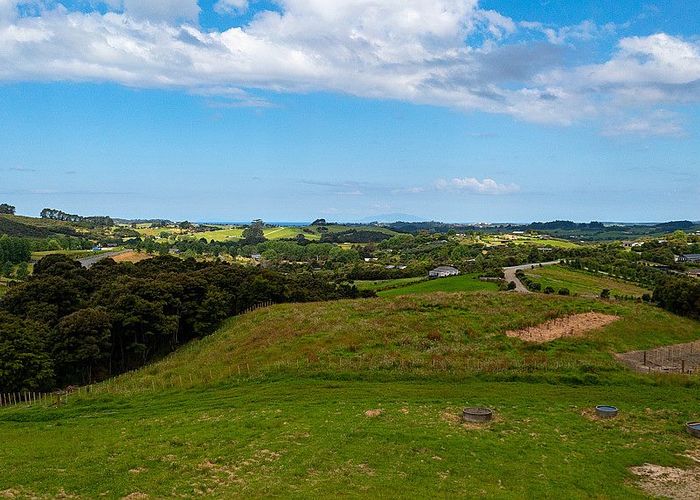  at 37 Pa Hill Lane, Kaiwaka