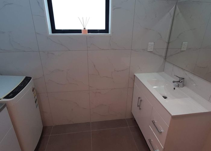  at 14 Ivon Road, Otara, Auckland