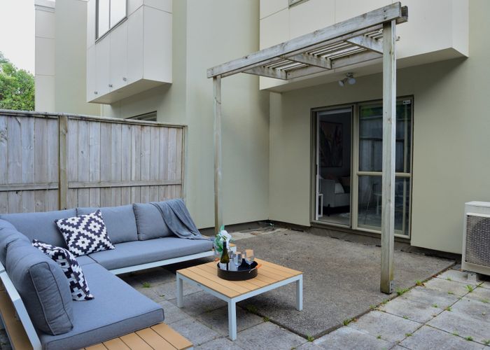 at 35/21 Hunters Park Drive, Three Kings, Auckland