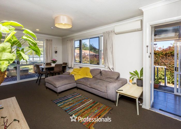  at 2/10 Hildreth Street, Trentham, Upper Hutt, Wellington