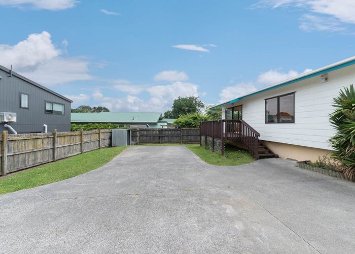  at 1/56 Connell Street, Blockhouse Bay, Auckland City, Auckland