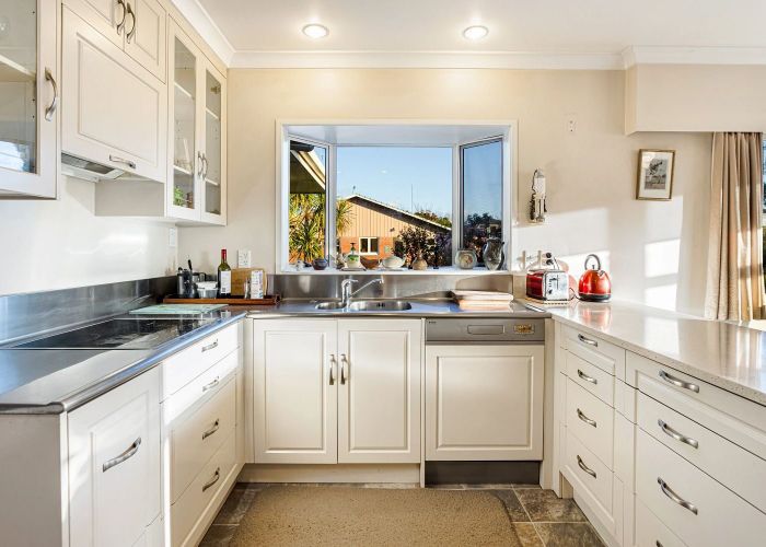  at 46 MacLaurin Street, Blockhouse Bay, Auckland City, Auckland