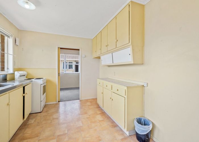  at 34 Gainsborough Street, Manurewa, Manukau City, Auckland