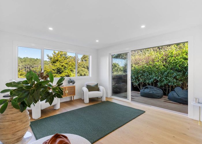  at 17 Asbury Crescent, Campbells Bay, North Shore City, Auckland