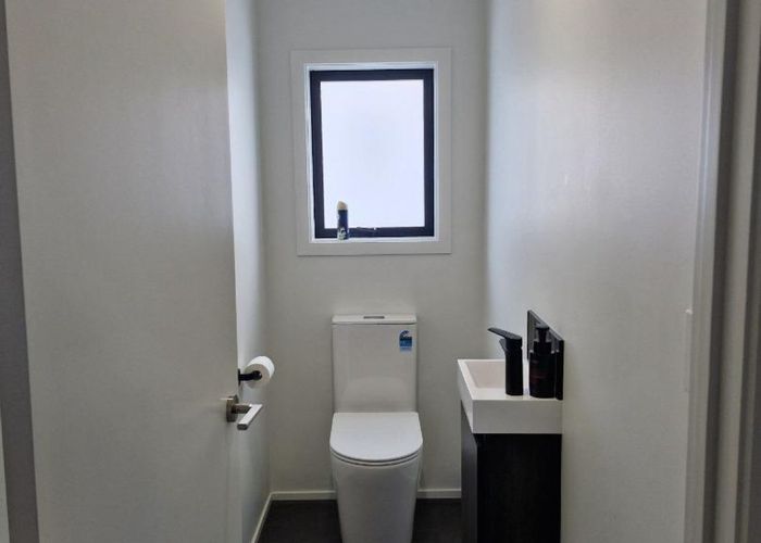  at 356 Carrington Street, Vogeltown, New Plymouth, Taranaki