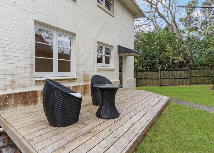  at 1/214 Campbell Road, Greenlane, Auckland City, Auckland