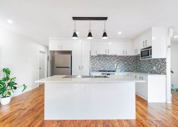  at 16 Softwood Avenue, Takanini, Auckland