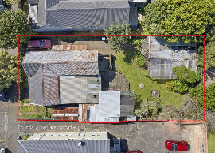  at 13 Claremont Street, Grafton, Auckland
