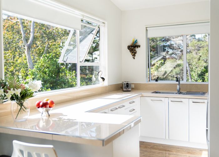  at 5 Fairmount Road, Titirangi, Waitakere City, Auckland
