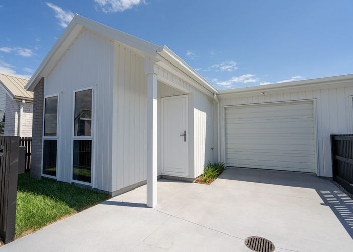  at 6 Wharangi Lane, Papamoa, Tauranga, Bay Of Plenty