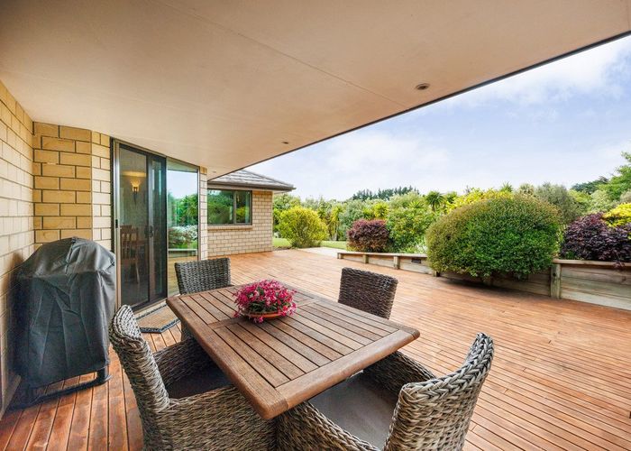  at 54 Henaghans Road, Kelvin Grove, Palmerston North, Manawatu / Whanganui