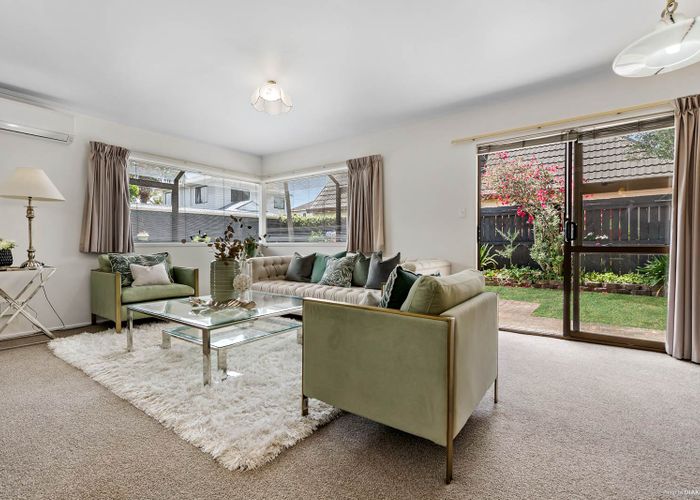  at 3/24 Hattaway Avenue, Bucklands Beach, Auckland