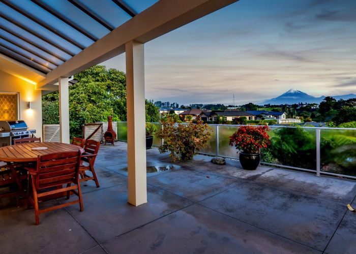  at 15 Anderson Way, Highlands Park, New Plymouth, Taranaki