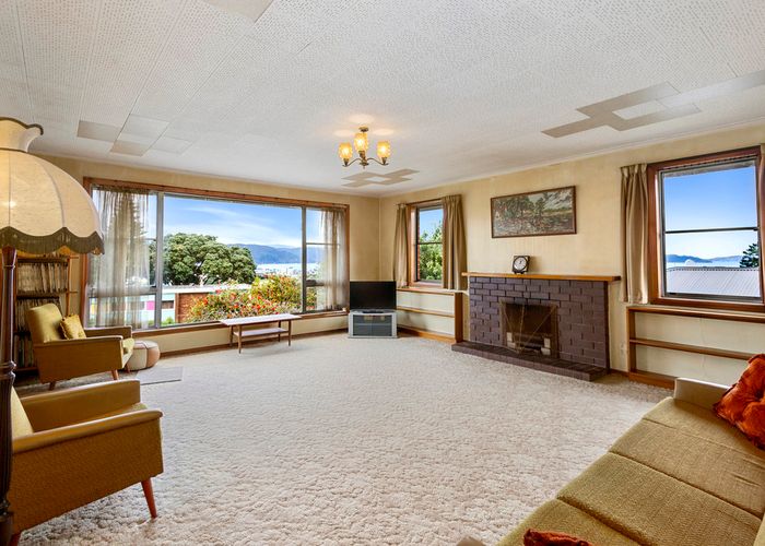  at 17 Dowse Drive, Maungaraki, Lower Hutt