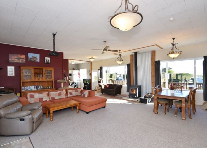  at 111 Avon Road, Clifton, Invercargill