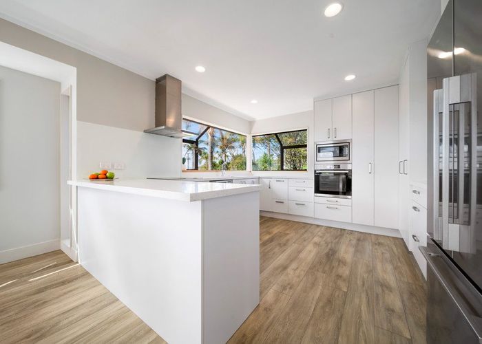  at 10 Toroa Street, Torbay, North Shore City, Auckland