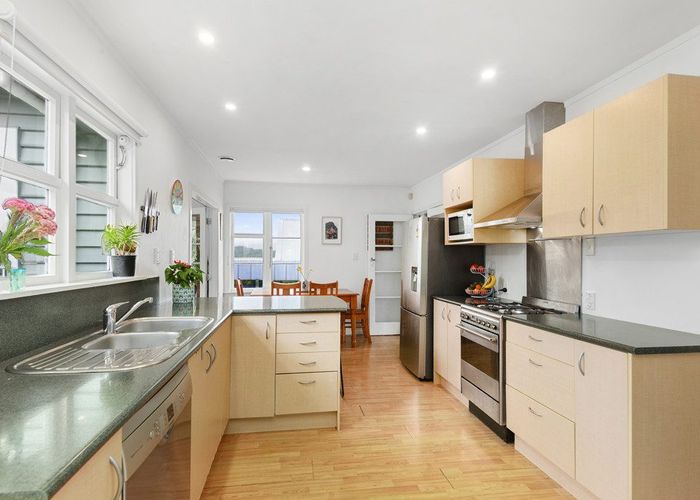  at 8 Lees Grove, Wainuiomata, Lower Hutt, Wellington