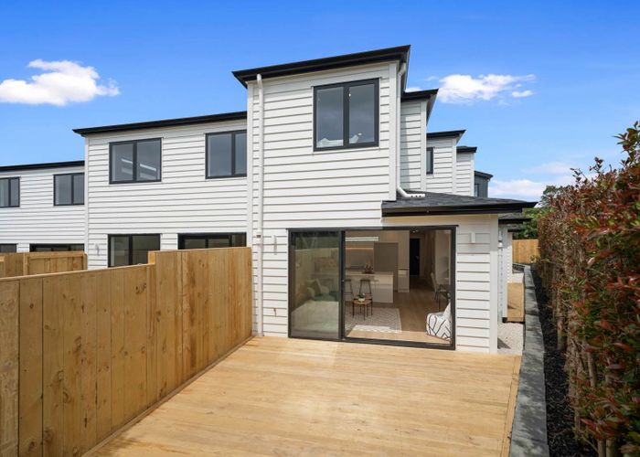  at Lot 4, 13 Chesley Place, Half Moon Bay, Manukau City, Auckland