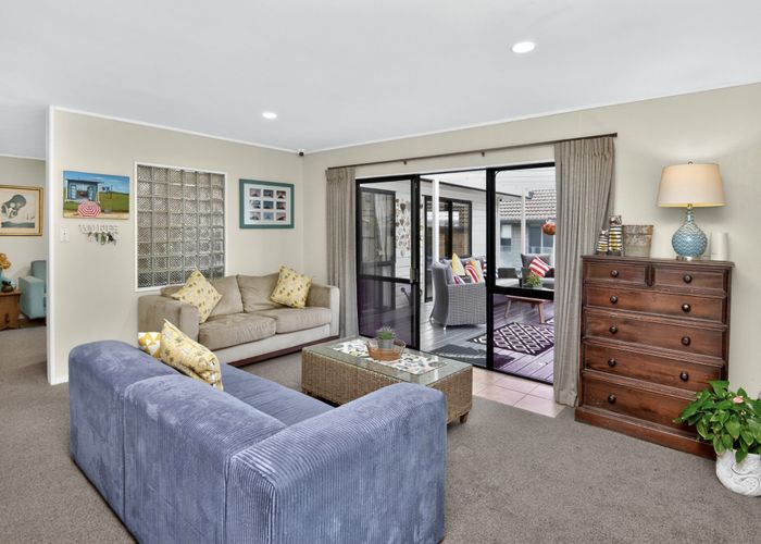  at 6A Rodney Street, Howick, Manukau City, Auckland