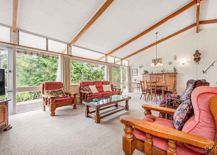  at 42 Norana Road, Maoribank, Upper Hutt