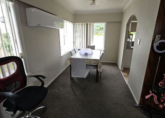  at 91 Wallace Road, Mangere Bridge, Manukau City, Auckland