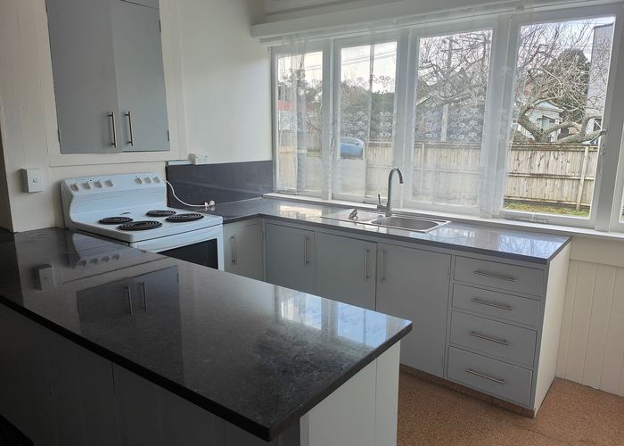  at 2/6 Arcadia Road, Epsom, Auckland City, Auckland