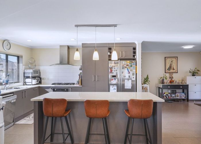  at 12 Cole Thomas Place, Huntington, Hamilton, Waikato