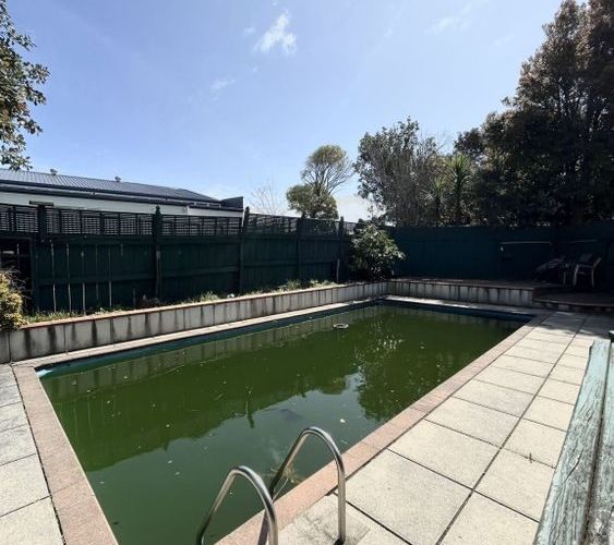  at 27 Mirrabooka Avenue, Botany Downs, Manukau City, Auckland