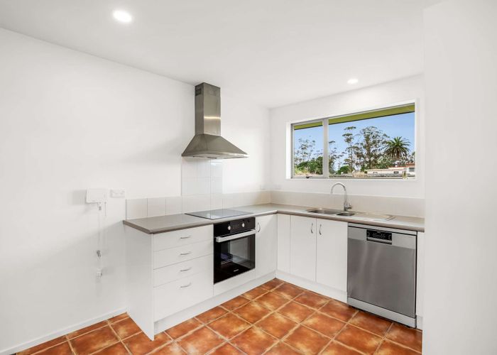  at 18 Chic Gardens, Parakai, Helensville