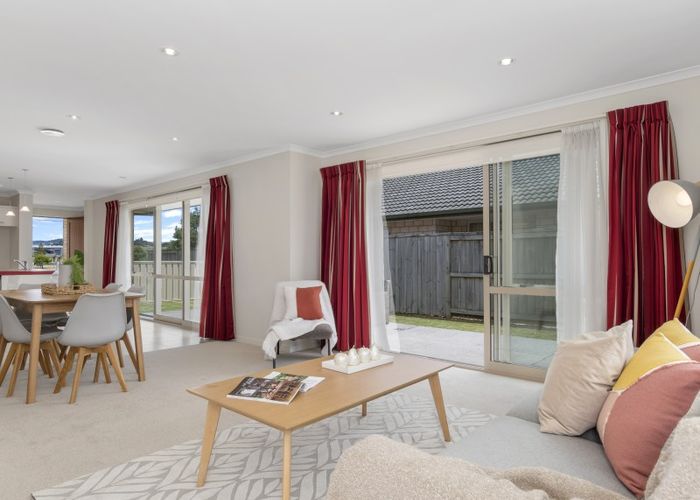  at 17 North Bay Road, Pyes Pa, Tauranga