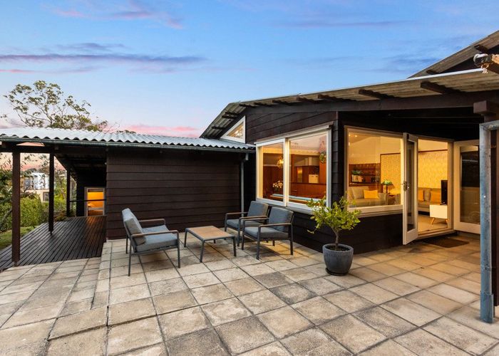  at 26 Martin Crescent, Northcote, North Shore City, Auckland