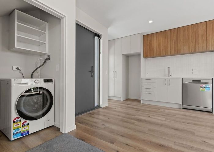  at 4/33 Russell Street, Linwood, Christchurch City, Canterbury