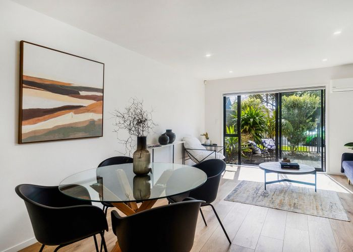  at 2C Stokes Avenue, Te Atatu Peninsula, Waitakere City, Auckland